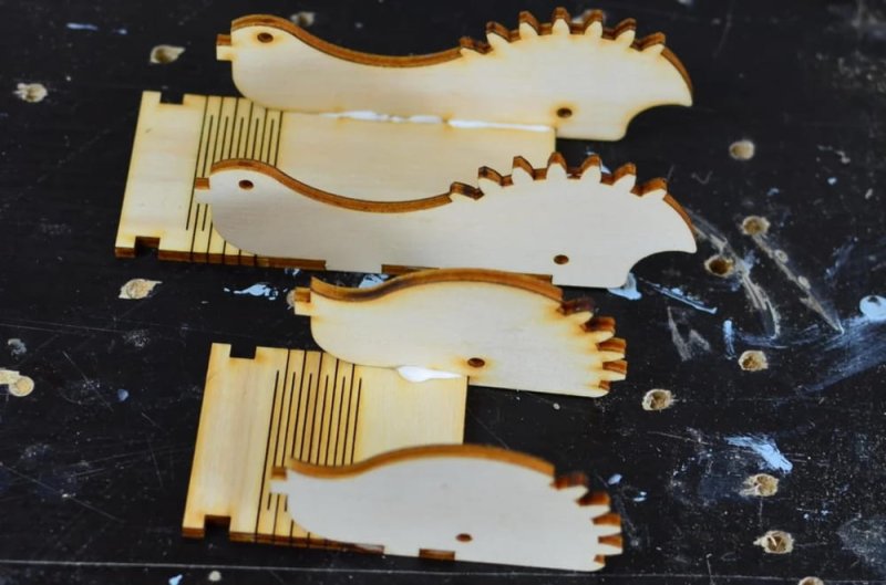 Caixa de óculos com engrenagens cortadas a laser - arquivo SVG9