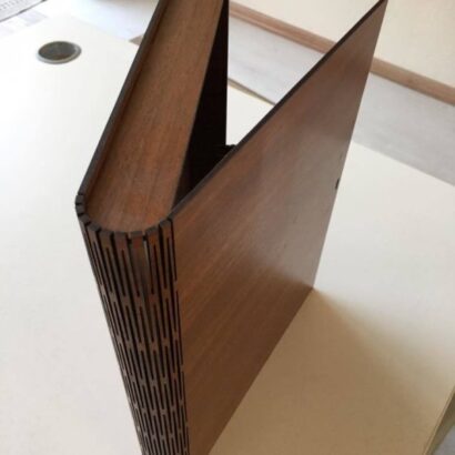 Vetor Caixa para livros em MDF cortada a laser