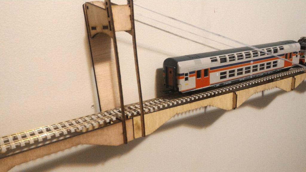 Ponte de montagem em parede em escala HO - Corte a laser3