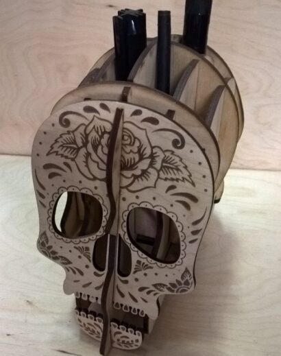 Porta Canetas Caveira